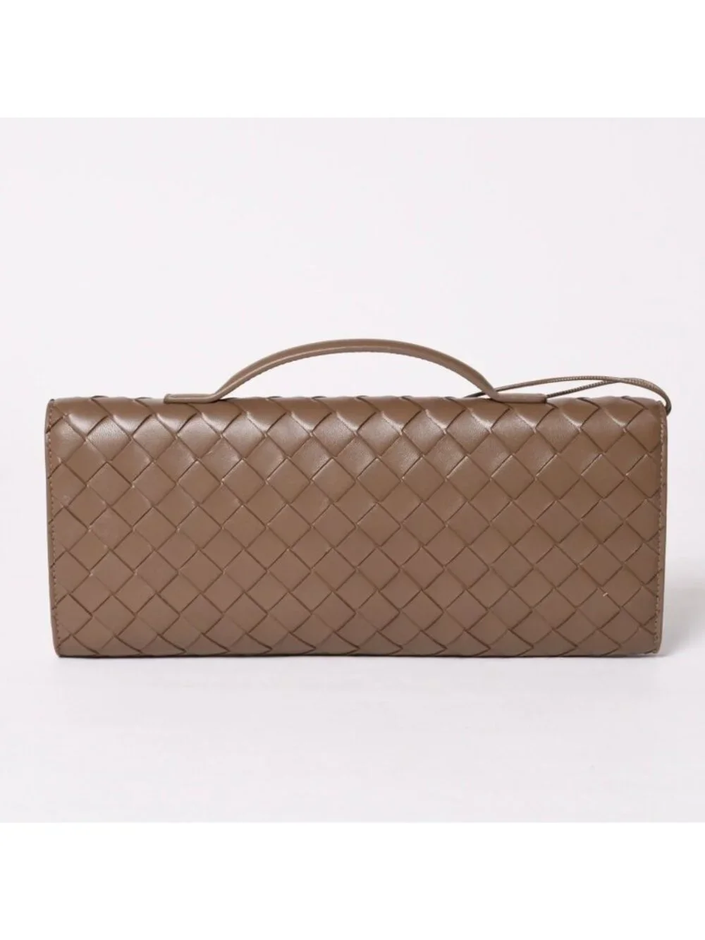Bottega Veneta Andiamo Clutch Metal Knot Closure Brown Bifold Intrecciato Gold
